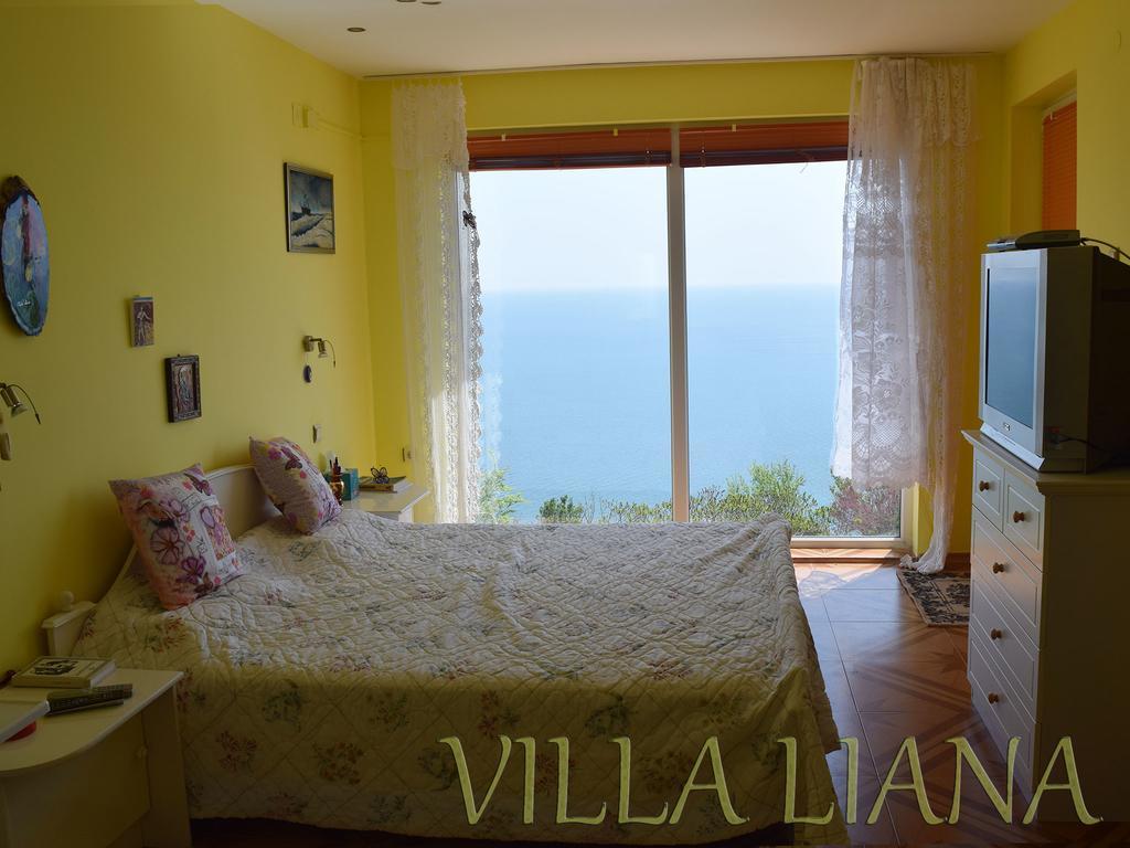 Villa Liana Bozhurets Luaran gambar